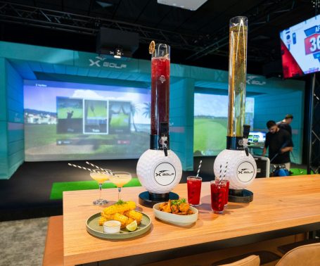 X Golf Bar